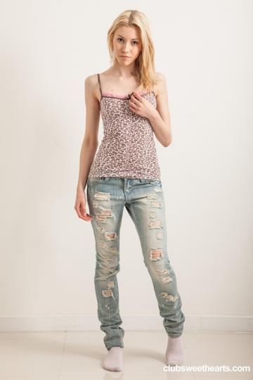 Camila A in Club Sweethearts set #43048