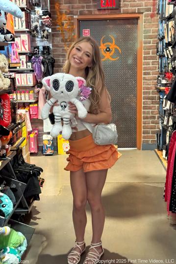 Summer in Ftv Girls set Going Shopping