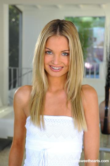 Franziska in Club Sweethearts set #34395