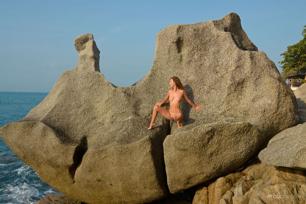 Sarka in Erotic Beauty set On The Rocks 1