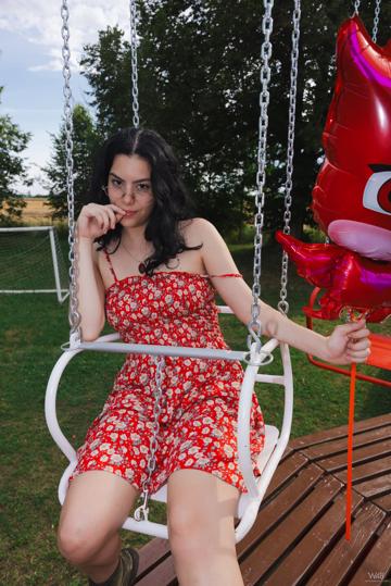 Sally Hunter in Watch 4 Beauty set My Beloved Carousel