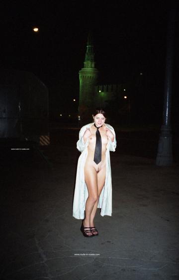 Gella in Nude In Russia set Night walk