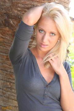 Torrie in Matts Models set #1978