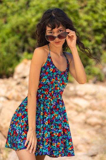 Violet Amrita in Viv Thomas set Winter Break