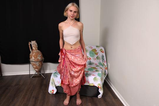 Aurora Vixen in Als Scan set Pareo