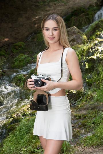 Anastasis Bar in Metart set Smitten Gaze