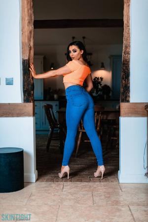 Blossom May in Skintight Glamour set Feeling Blue