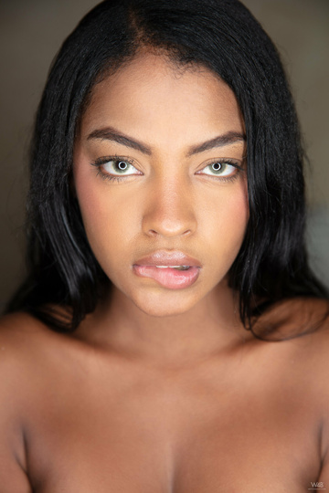 Sofi Vega in Watch 4 Beauty set Sofi Close Up