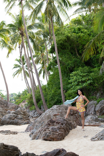 Kahlisa in Metart set Paradise Beach