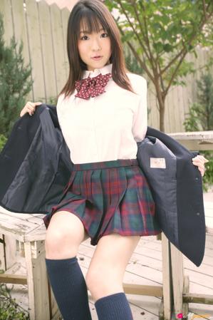 Mizuki Horii in All Gravure set Schoolgirl Surprise