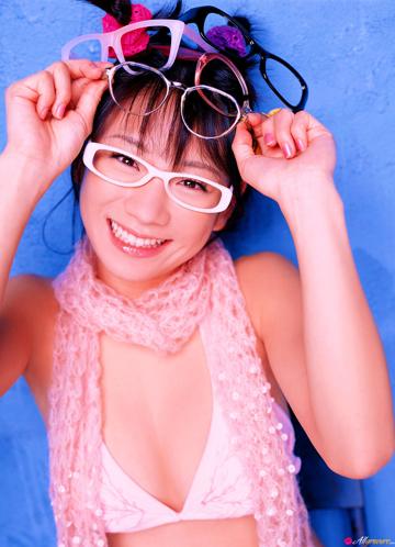 Ami Tokito in All Gravure set Lovely Glasses