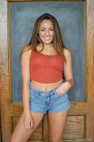 Gracie Thomas in Cosmid set Gracie In Jean Shorts