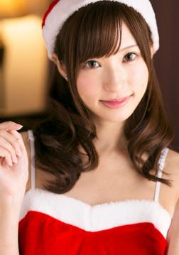 Angel Moe in All Gravure set Santa Helper