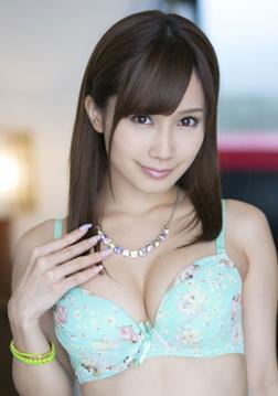 Kojima Minami in All Gravure set On The House