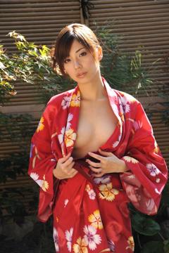 Miyuki Yokoyama in All Gravure set Come Enjoy Me